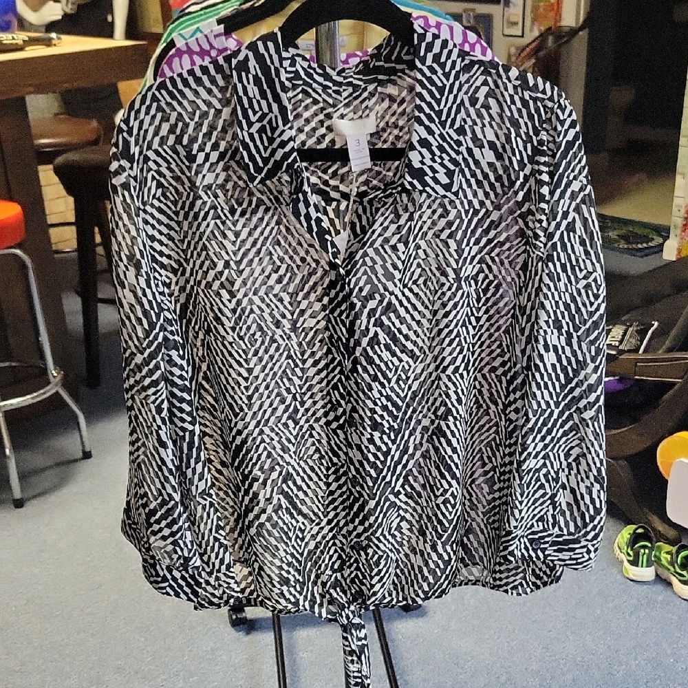 Chico's Monochrome Geometric Blouse